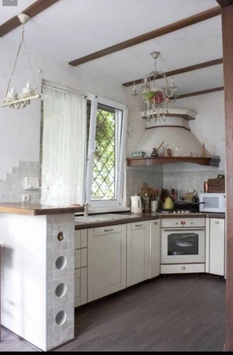 House for sale 411 Bateraya (cottage)