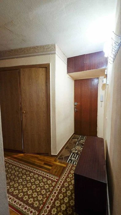 Продам двокімнатну квартиру вул. Ю. Савченка., район вул. Ро
