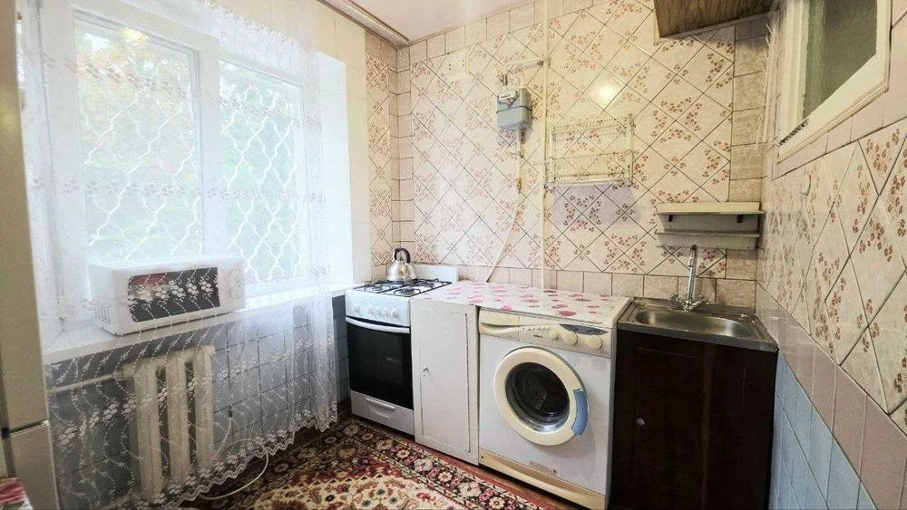 Продам двокімнатну квартиру вул. Ю. Савченка., район вул. Ро