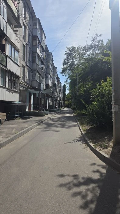 Продам двокімнатну квартиру вул. Ю. Савченка., район вул. Ро
