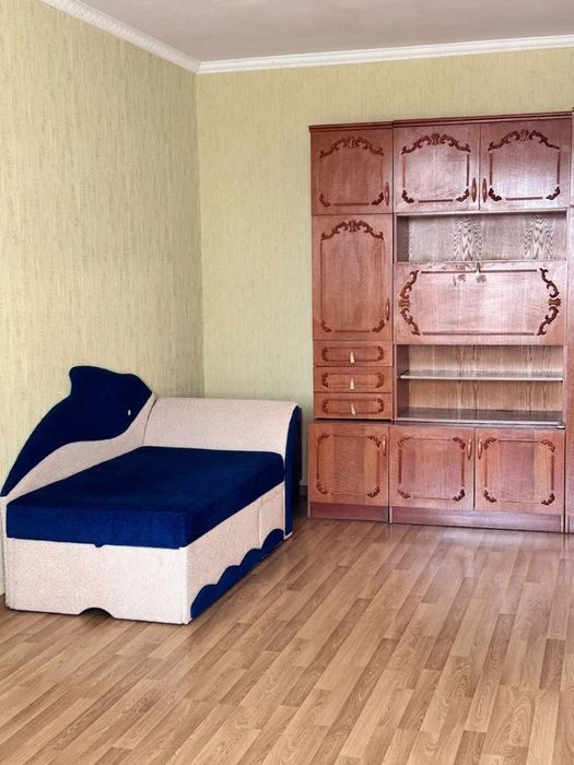 Продаж 2-кім., кв., з ремонтом, р-н Митниця, вул.Козацька