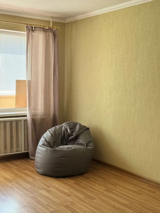 Продаж 2-кім., кв., з ремонтом, р-н Митниця, вул.Козацька