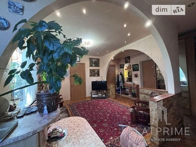 Продаж 3к квартири 62.5 кв. м на просп. Берестейський 78 • I