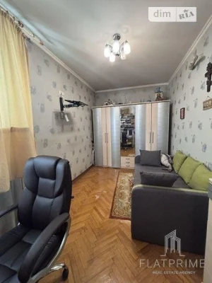Продаж 3к квартири 62.5 кв. м на просп. Берестейський 78 • I