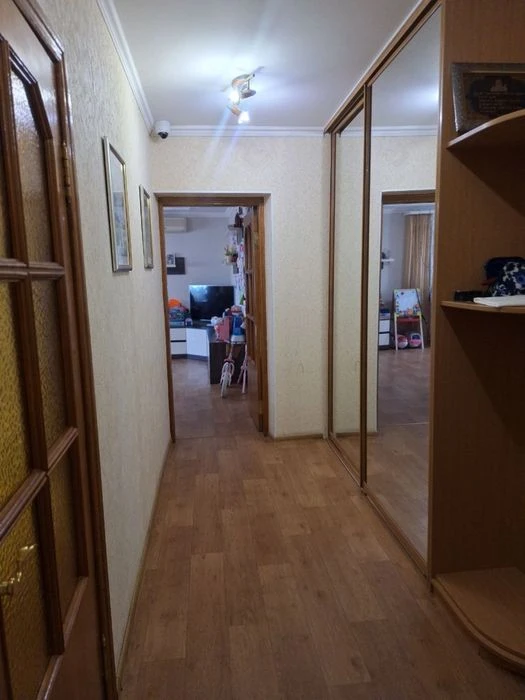 Продаж. Дві кімнати. Метро Позняки. Пр. Григоренка 38