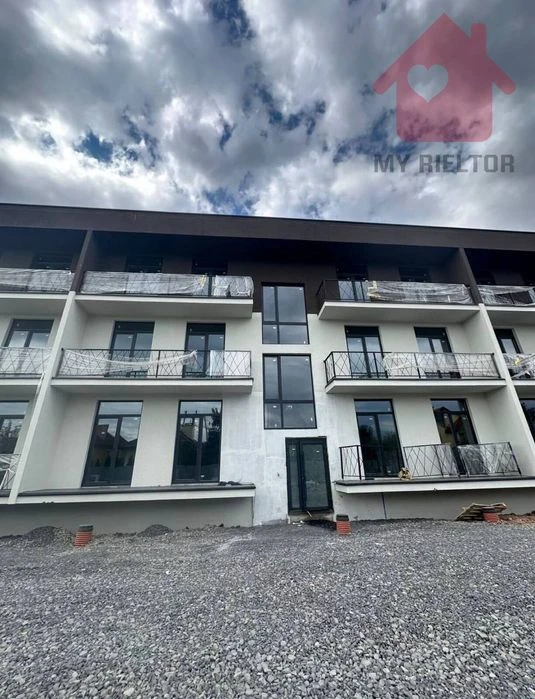 Продаж 1,5 квартири по вул.Загорська