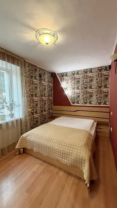 Двокімнатна квартира Виставка проспект без комісії
