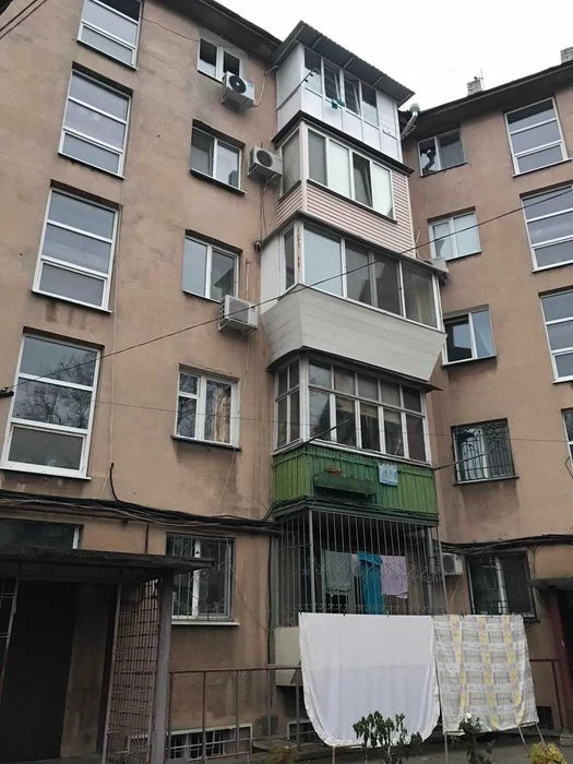 2 кімнатна квартира вул. Новосельского Ремонт Сталінка
