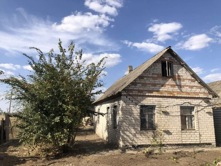 Продам будинок передмісті