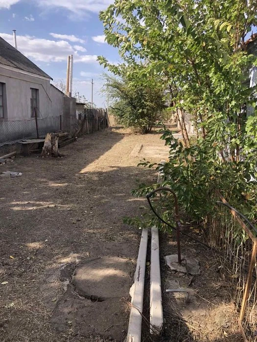 Продам будинок передмісті