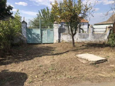 Продам будинок передмісті