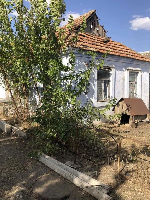 Продам будинок передмісті