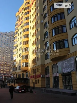 Продаж 2к квартири 101 кв. м на вул. Золотоустівська 50, кв.