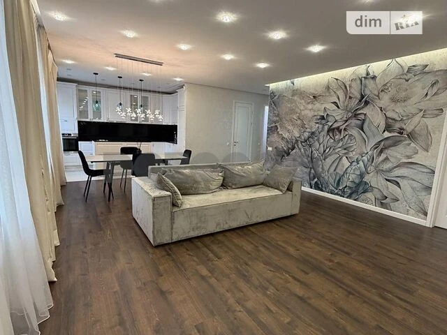Продаж 3к квартири 147.2 кв. м на вул. Шолуденка 1А • ID 348