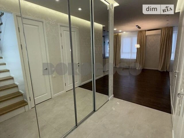 Продаж 3к квартири 147.2 кв. м на вул. Шолуденка 1А • ID 348