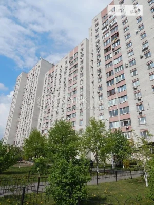 Продаж 2к квартири 72 кв. м на вул. Ревуцького 5 • ID 348010