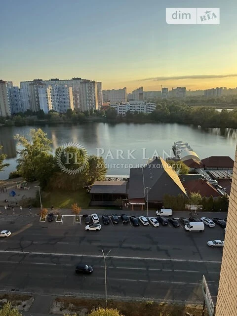 Продаж 2к квартири 72 кв. м на вул. Ревуцького 5 • ID 348010