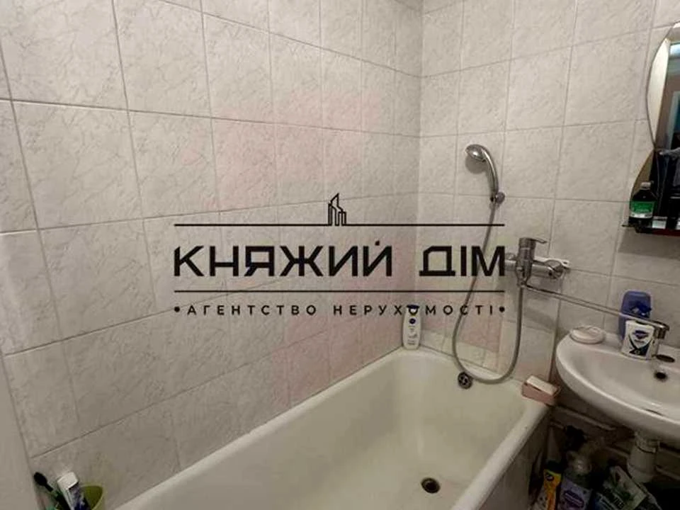 Квартира. Київ, Березняківська вул.