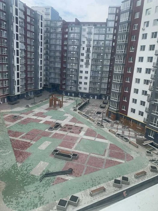 Продам 2х кімнатну квартиру в ЖК "Княгинин"