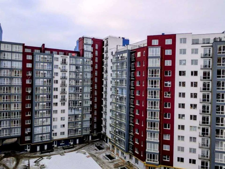Квартира. Івано-Франківськ, Княгинин вул., (Будинок 35)