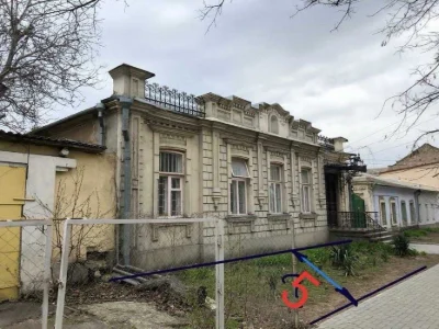 Продаю квартиру в Центре, 130м, удобно под бизнес.