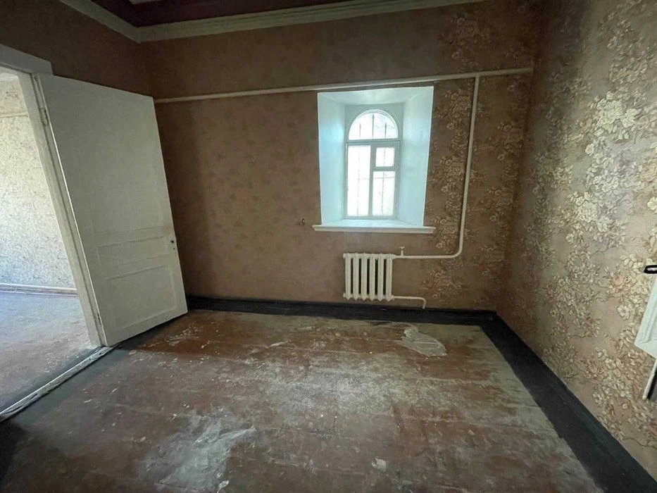 Продаю квартиру в Центре, 130м, удобно под бизнес.