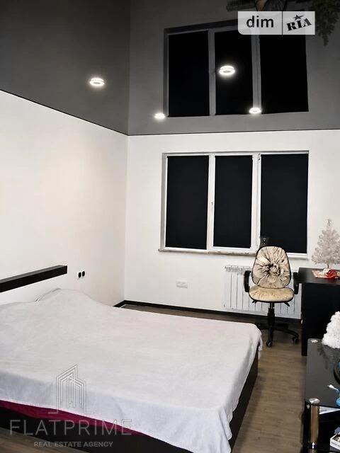 Продаж 1к квартири 33.5 кв. м на просп. Голосіївський 21 • I