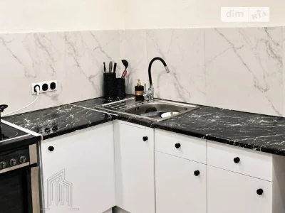 Продаж 1к квартири 33.5 кв. м на просп. Голосіївський 21 • I