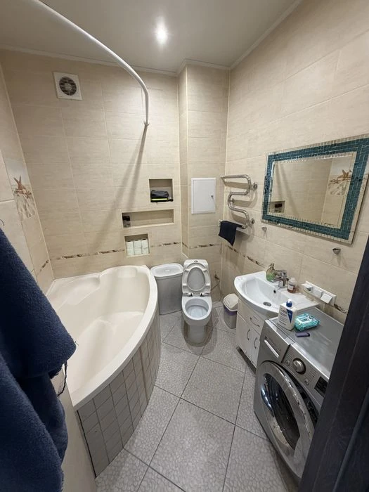 Продам 2х кімн видову кв в ЦЕНТРІ МІСТА, ПЛОЩА!!