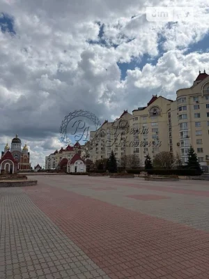 Продаж 3к квартири 150 кв. м на просп. Володимира Івасюка 24