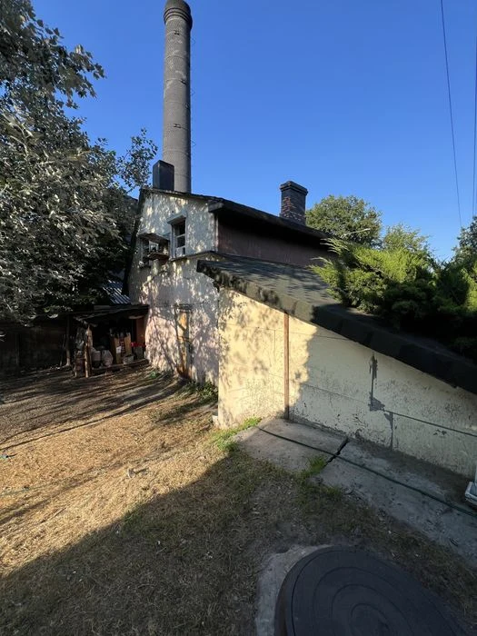 Продаж приміщення по вул Саперно Слобідській