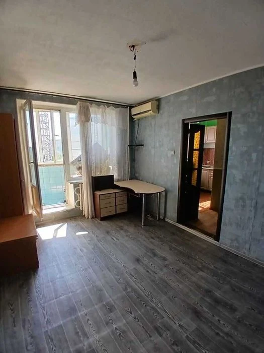 For sale 1-room. 6/12 33m2 Alekseevka metro station Victory! there is Video