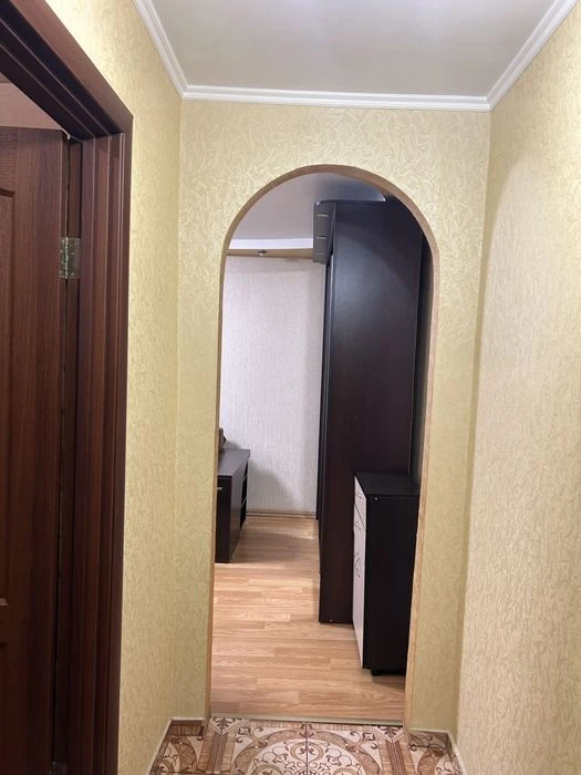 Продам 2 кімнатну квартиру 3/5 з А/О , ремонтом і меблями в