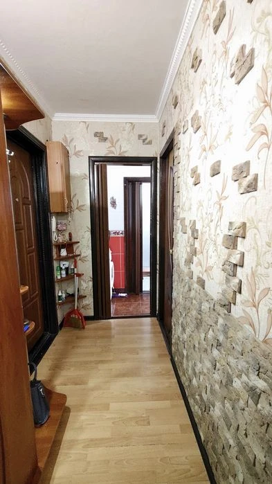 Продаж 3-х кім. кв.  р-н Площа Перемоги