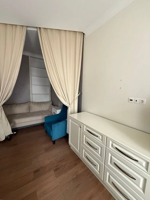 Продаж просторої 3 кімнатної квартири в центрі Львова, вул.