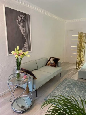 Продаж 1 кім квартири, вул. Волинська 9А, площа Космонавтів.
