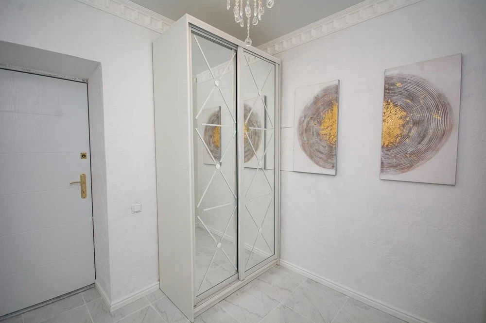 Продаж 1 кім квартири, вул. Волинська 9А, площа Космонавтів.