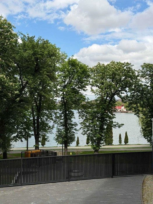 Продаж елітної квартири в ЖК Парус