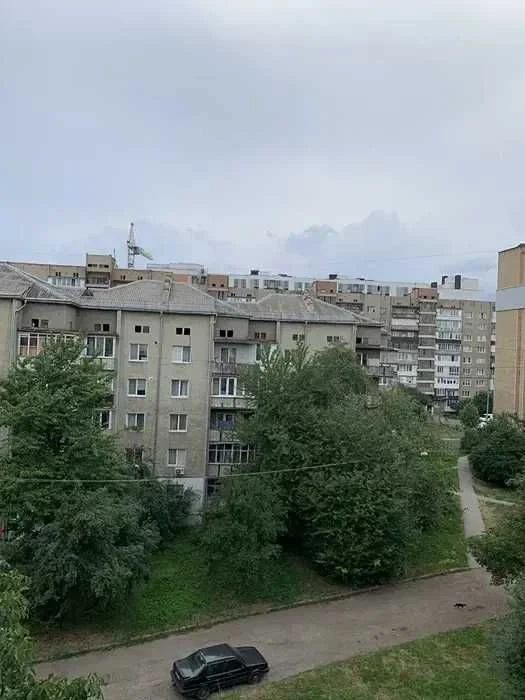 Продається 1 к.квартира! Хоткевича!