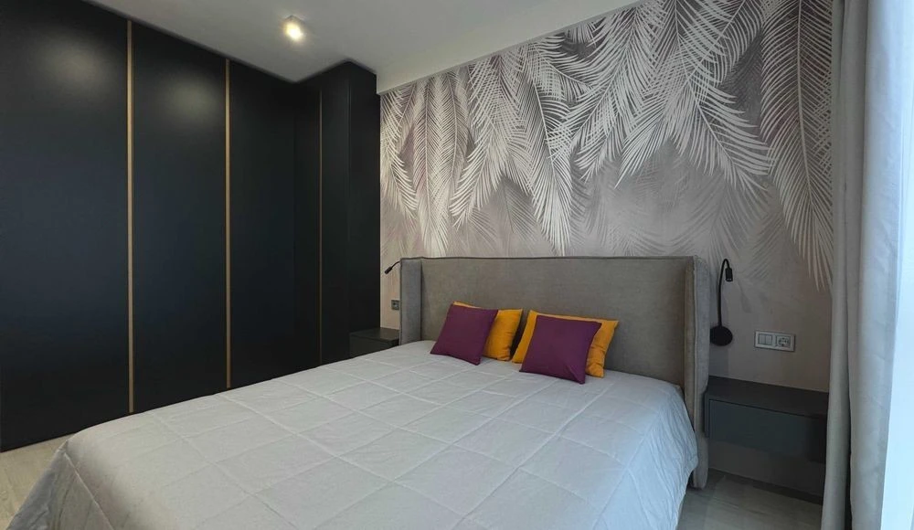 No commission! Sale of a designer 1-room apartment in the residential complex "French"