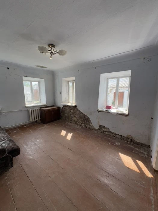 Продаж будинку • 3к • 38.6 м² • 4 сотки • Новобузька •‼️торг