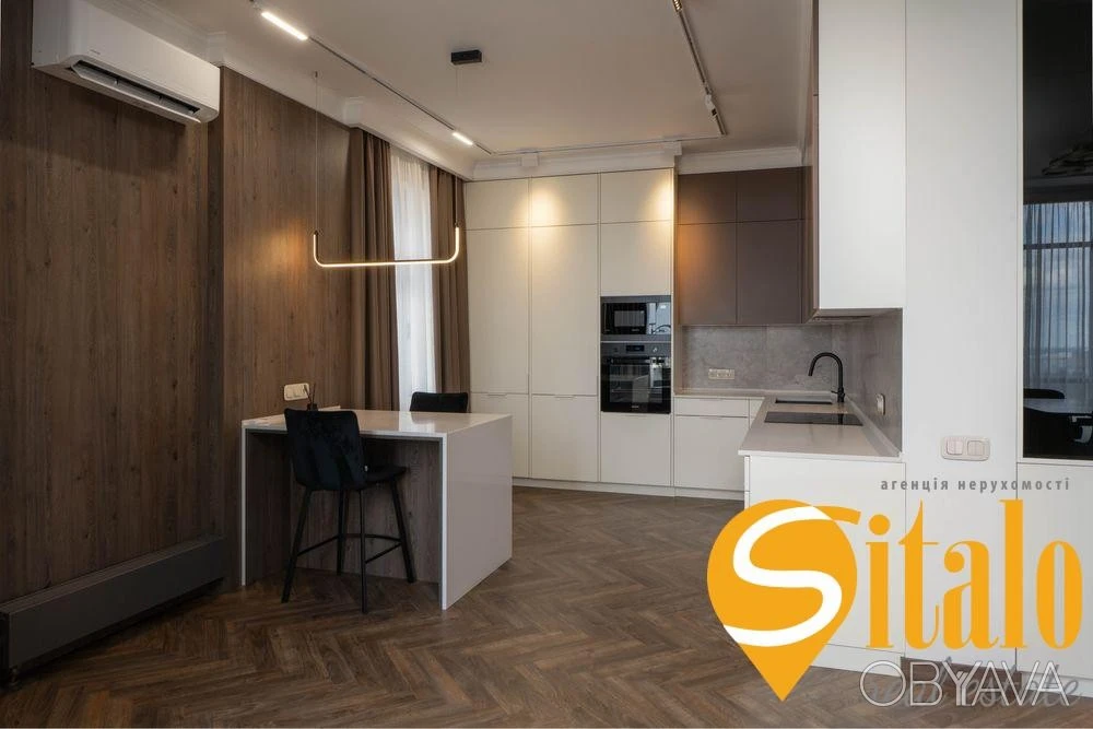 4-комнатная квартира, 210 кв.м