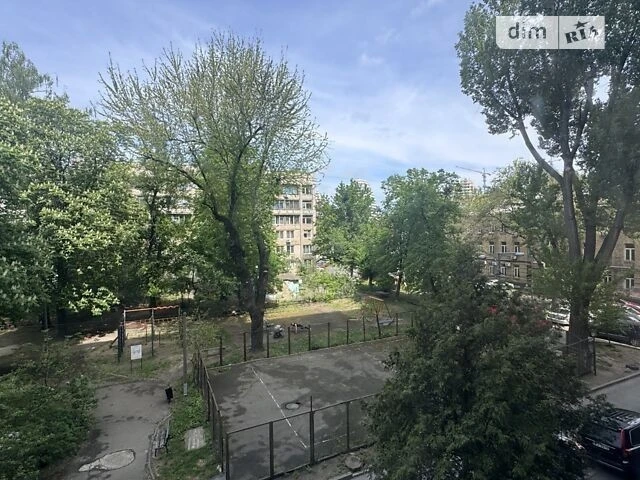 Продаж 2к квартири 58.9 кв. м на вул. Петра Болбочана 4А • I