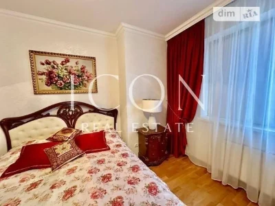 Продаж 3к квартири 110.2 кв. м на вул. Олександра Мишуги 12