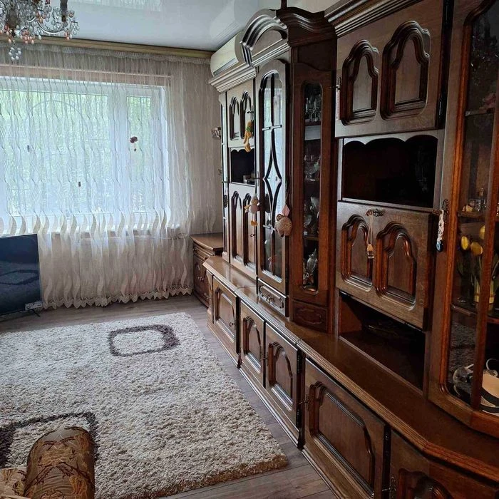 For sale 4-room apartment in euro repair Topol Z Evidnovlenie NK
