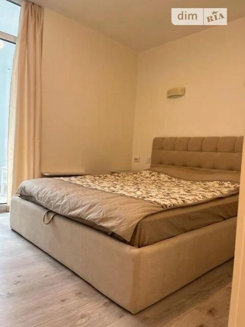 Продаж 1к квартири 40 кв. м на вул. Регенераторна 4 • ID 347