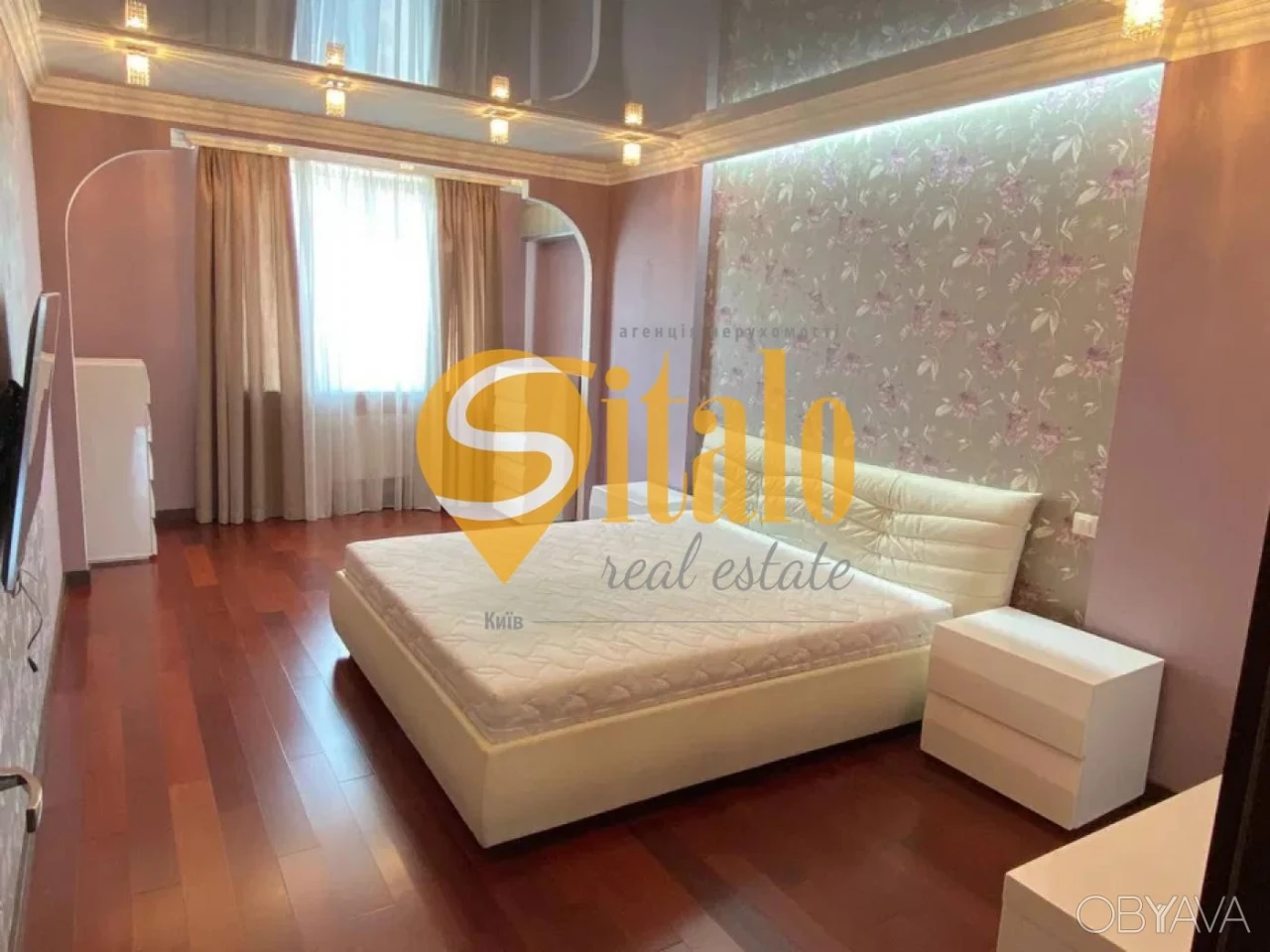 5-комнатная квартира, 220 кв.м