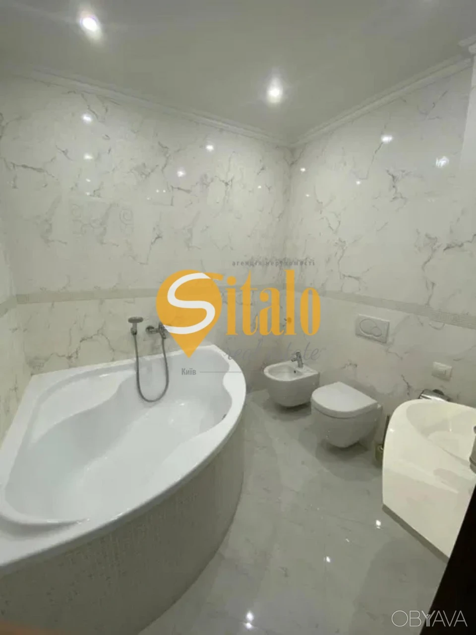 5-комнатная квартира, 220 кв.м
