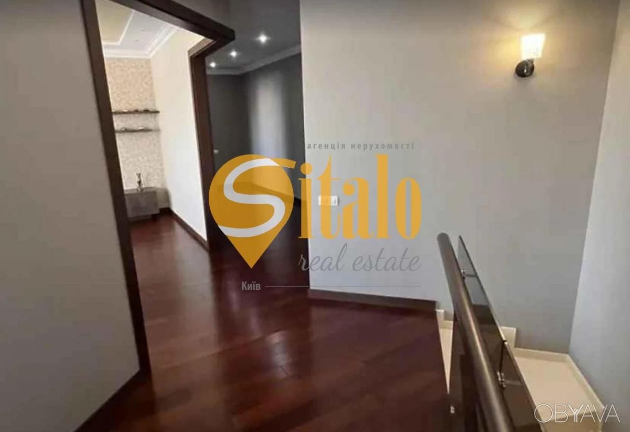 5-комнатная квартира, 220 кв.м