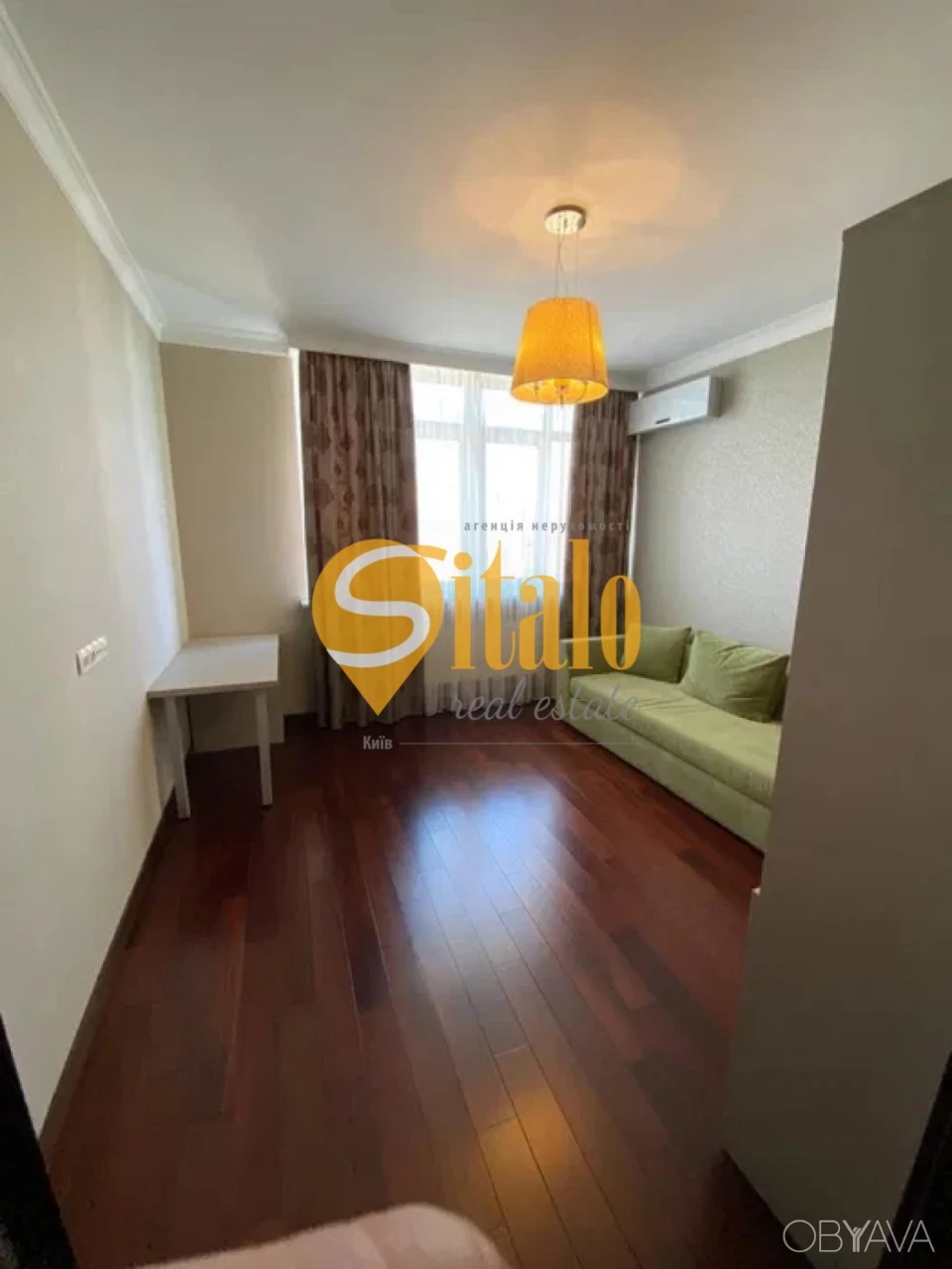 5-комнатная квартира, 220 кв.м